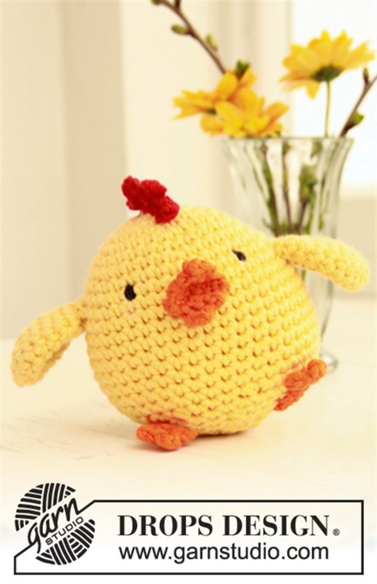 Bild på Amigurumi virkad påskkyckling i Drops Paris