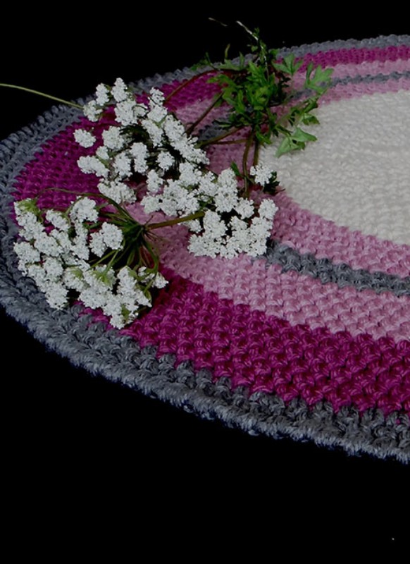 Bild på Virkad matta i Easy Knit