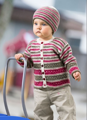 Bild på Babykofta och mössa i Baby Merino