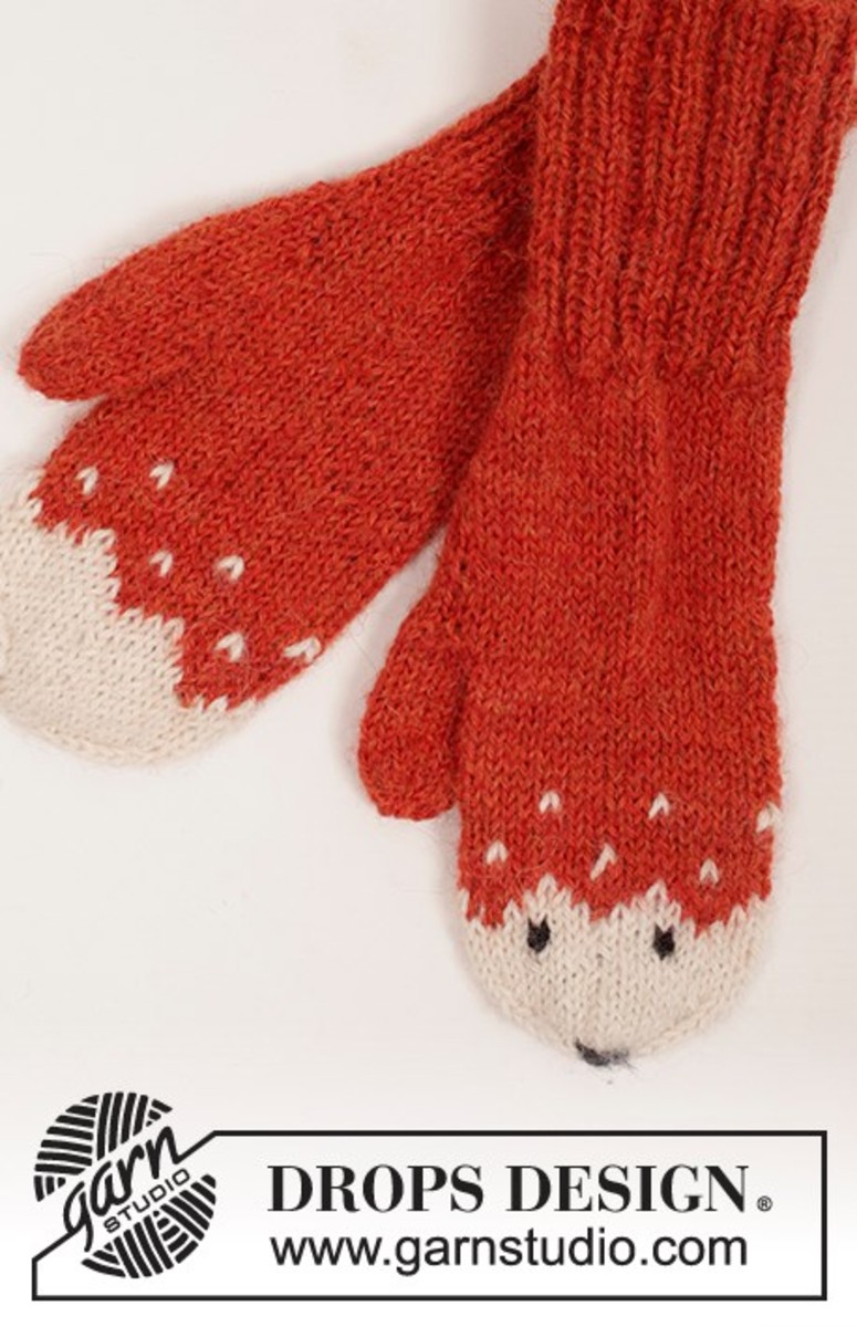 Bild på Stickmönster till stickade vantar, sockor och mössa med rävmönster i Drops Alpaca