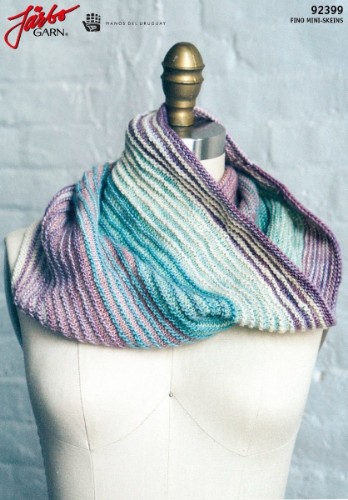 Bild på Fino shadow cowl i Fino Mini-Skeins