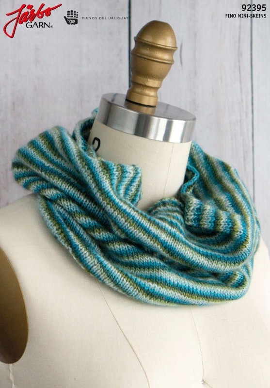 Bild på Pirouette cowl i Fino Mini-Skeins