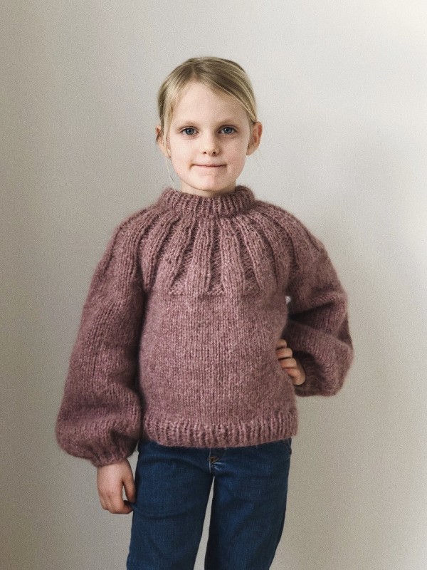 Bild på Sunday Sweater Junior från Petite Knit