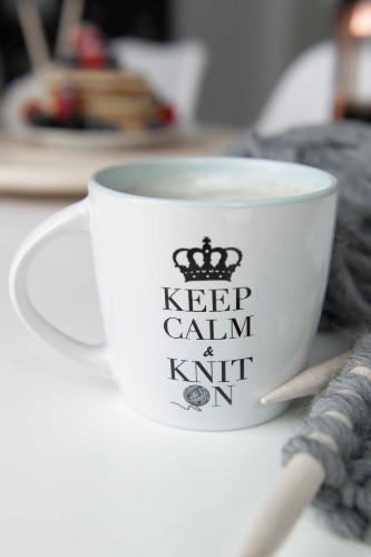 Bild på Stickkopp "keep calm and knit on"
