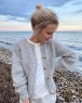 Bild på Novice Cardigan - Chunky Edition i KOS och Tynn Silk Mohair från PetiteKnit