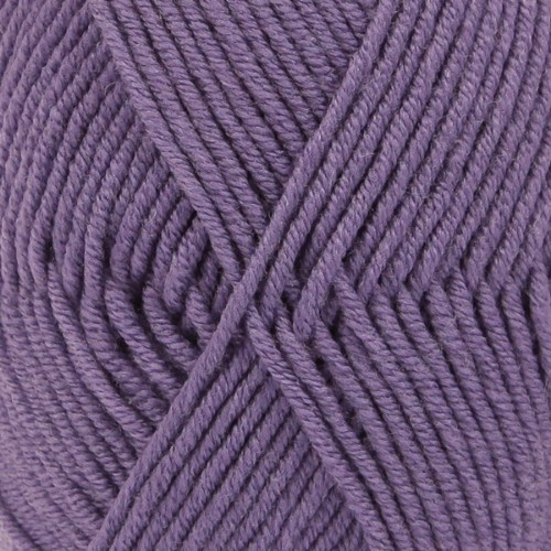 Bild på Drops Merino Extra Fine Royal Lila 44