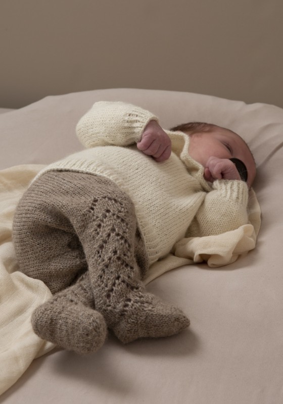 Bild på Mönsterkatalog Tema baby 0-24m i Alpaca Liten Storm och Fröya  2132