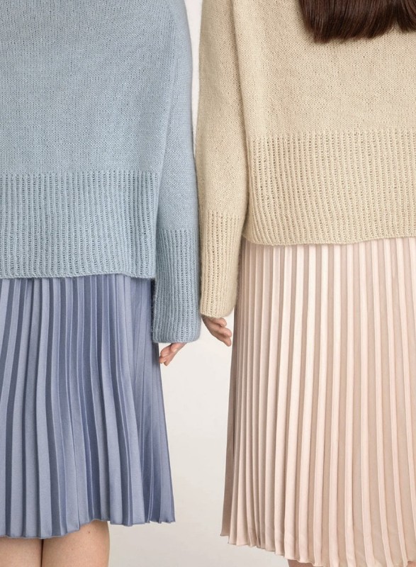 Bild på Franky Genser stickmönster i Alpkka Silke och Tynn Silk Mohair 2209