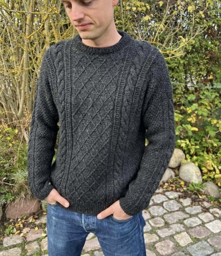 Bild på Moby Sweater Man i Peer Gynt