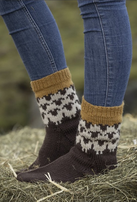 Bild på Mönsterkatalog ”Flokken” till hela familjen i Sportsragg eller Alpaca Storm 2309