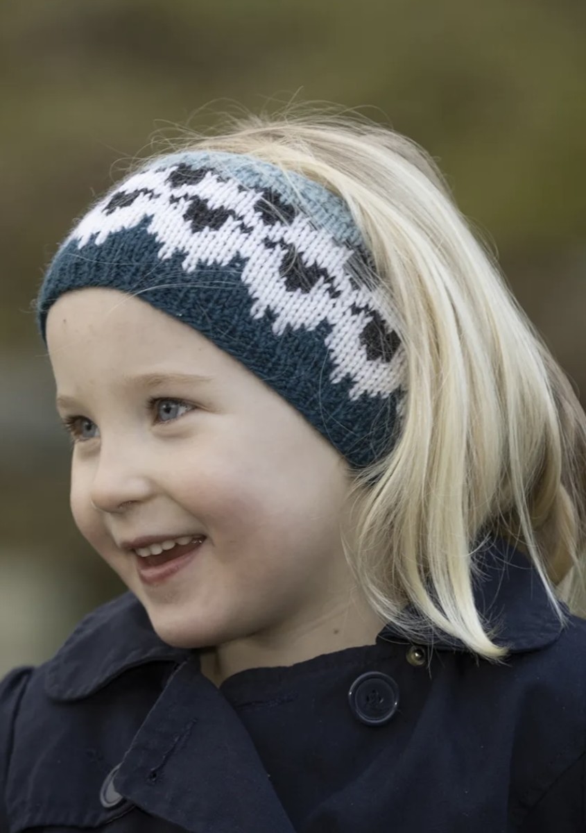 Bild på Mönsterkatalog ”Flokken” till hela familjen i Sportsragg eller Alpaca Storm 2309