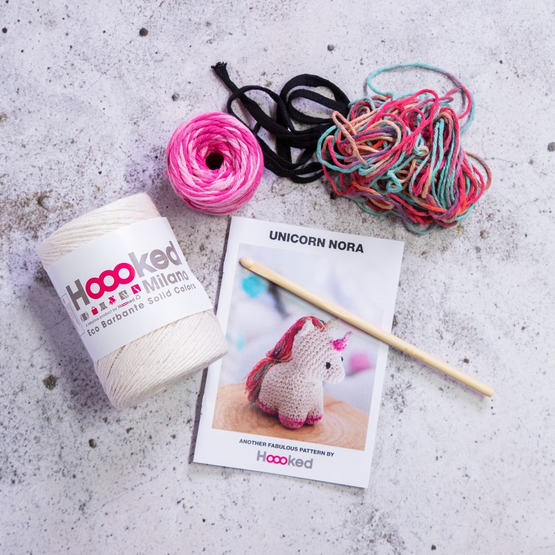 Bild på DIY Crochet Kit Unicorn Nora Eco Barbante