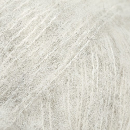 Bild på Drops Brushed Alpaca Silk Pärlgrå 35