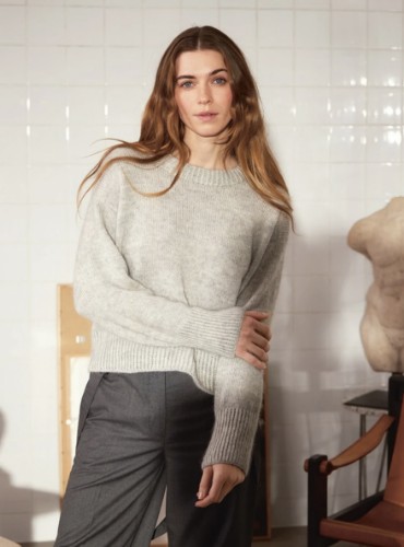 Bild på ”HEATHER SWEATER” stickad i 1 tråd Tynn Silk Mohair och 1 tråd Tynn Peer  Gynt 2403-13