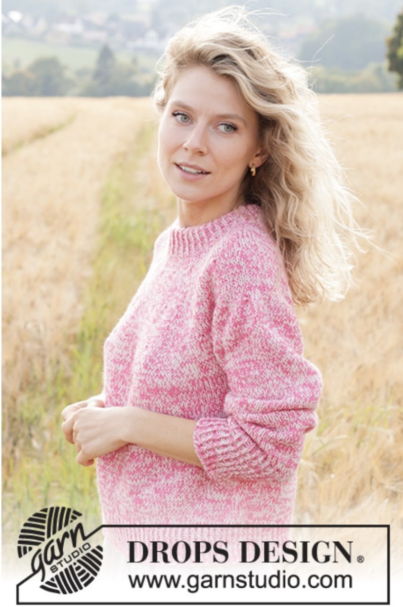 Bild på ”Strawberry sprinkle” stickad i två trådar Flora 250-16