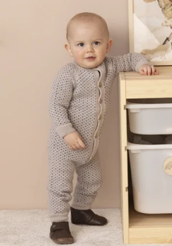 Bild på "Varg" dress stickad i Trend merino Petite 2417-8