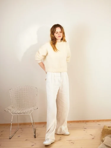 Bild på "SPENCER SWEATER BALLERINA EDITION" stickad i Ballerina Chunky 2409-7
