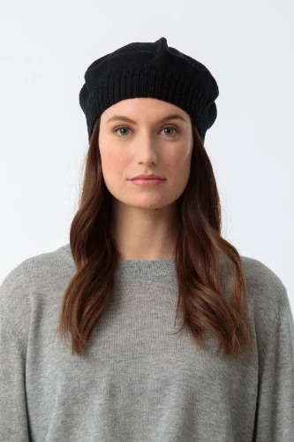 Bild på MERINO Handknit Beret 