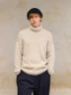 Bild på "DAVE SWEATER MAN" stickad i Poppy 2412-2