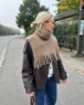 Bild på "Nora Neck" stickad med två trådar Tynn Silk Mohair från PetiteKnit