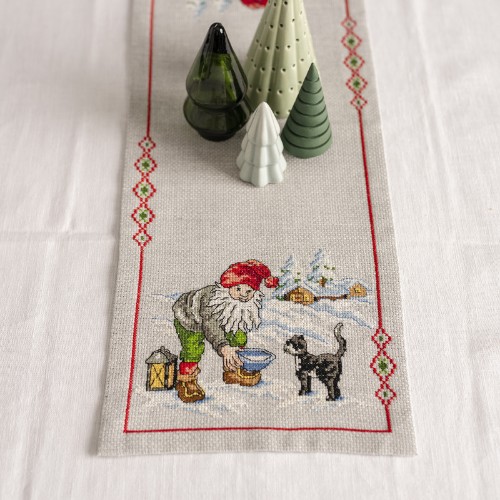 Bild på Tomte och katt - löpare