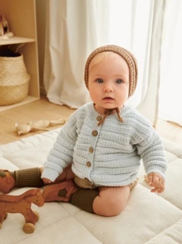 Bild på "April" Cardigan, Pants och mössa i Sunday 2413-5