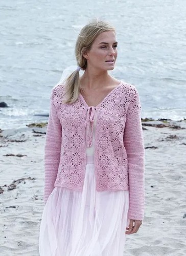 Bild på VIRKAD JACKA TILL DAM i Tilda 2356