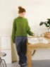 Bild på "MINDY SWEATER" stickad med två trådar Sunday eller en tråd Sunday och en tråd Tynn silk Mohair. 2502-7a och b