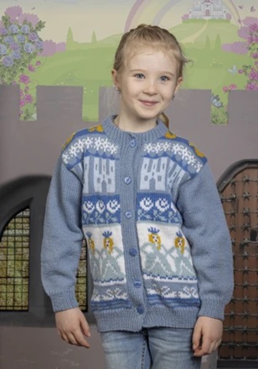 Bild på Mönsterkatalog "Prinsessa" stickat i Alpaca Storm 2505