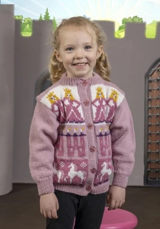 Bild på Mönsterkatalog "Prinsessa" stickat i Alpaca Storm 2505