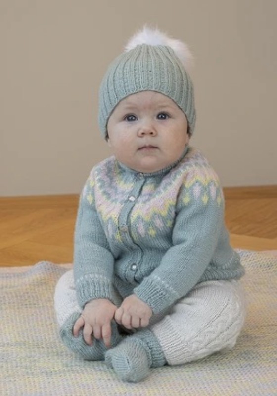 Bild på Mönsterkatalog från Viking Garn stickad i Baby Ull 2506
