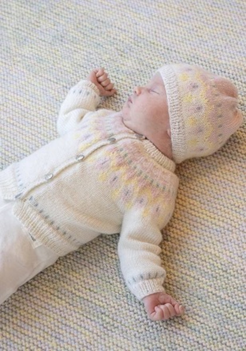 Bild på Mönsterkatalog från Viking Garn stickad i Baby Ull 2506