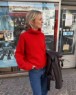 Bild på "Scarlet Sweater" stickad i Double Sunday från PetiteKnit