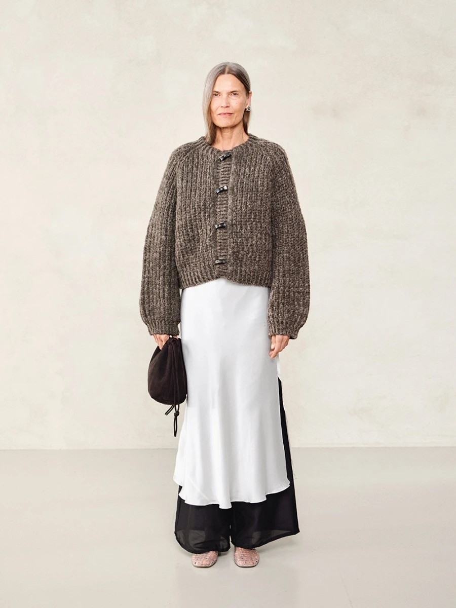 Bild på "CHUNKY JACKET" stickad i Fritidsgarn och KOS 2507-4