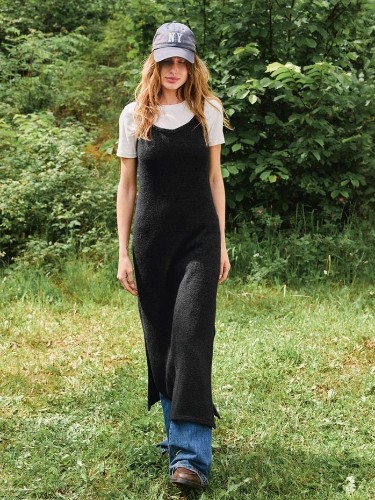 Bild på "EMERSON DRESS" stickad i Alpakka Silke och Alpakka Följetråd 2507-2b