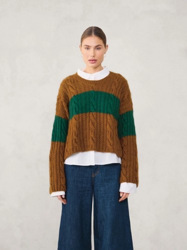 Bild på "BRADY SWEATER" stickad i Sunday och Tynn Silk Mohair 2507-1b