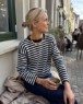 Bild på "OLGA BLOUSE" stickad i Cashmere mönster från PetiteKnit