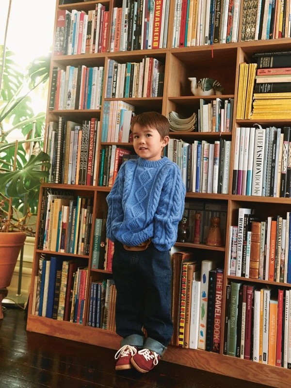 Bild på "NILO SWEATER JUNIOR" stickad i Double Sunday 2601-1a