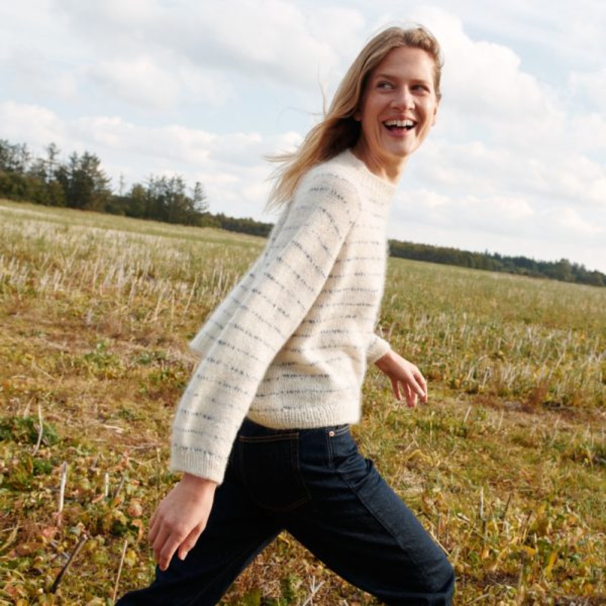Bild på Skagensvej stickad med en tråd Silk Mohair och en tråd Spinni och en randfärg av Spinni eller Silk Mohair
