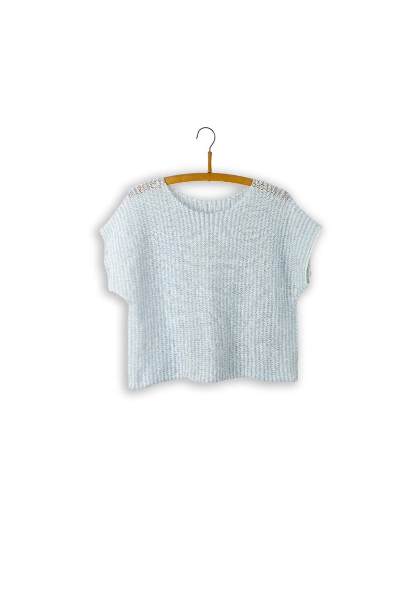 Bild på "Driftwood" stickad i Mullberry Silk 