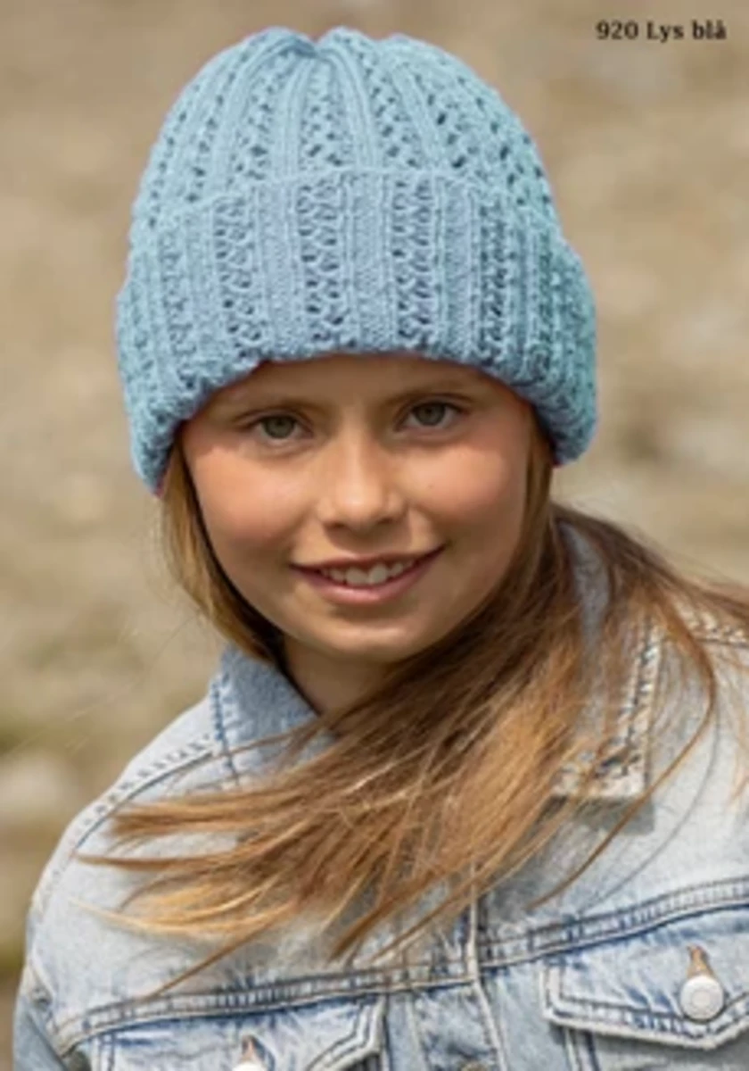 Bild på Mönsterkatalog barn i garnet Sara nr.15