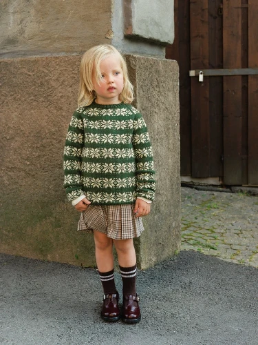 Bild på "ALVAR JUNIOR" stickad i Babyull Lanett mönster på Norska